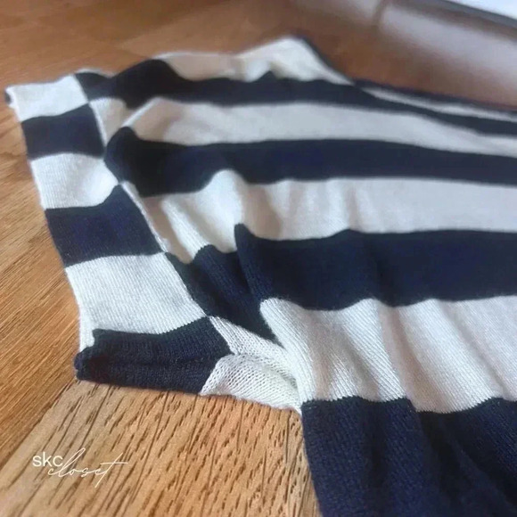 EXPRESS Women's Navy Blue/White Stripe Short-Sleeve Sweater Dress, S - Picture 6 of 9